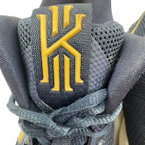 Nike Kyrie 3 G's Obsidian Gold Summit White Midtop Sneakers Men's Size 11 - Picture 5 of 11